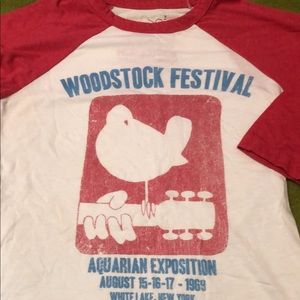 Woodstock tee